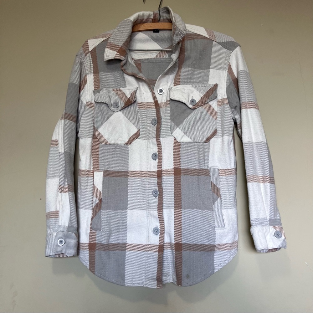 BC Clothing Plaid Flannel Shacket Grey Tan Oversized Shirt Jacket Womens Small